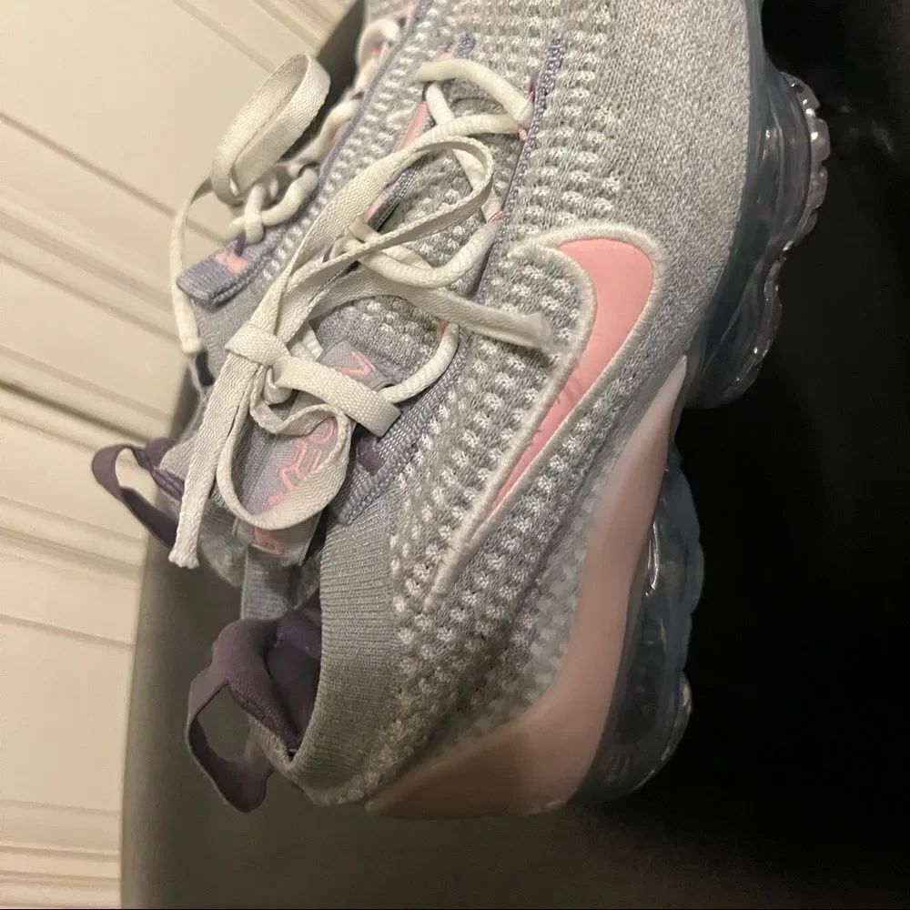 Big Kid's Nike Air VaporMax 2021 FK Wolf Grey/Pink Glaze (DB1550 007) SZ 3.5